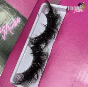 Hand made custom lash extensions strips